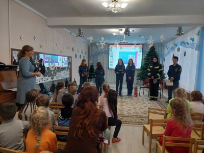 ОНД в Феодосии учат детей правилам пожарной безопасности