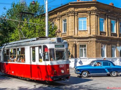 В Евпатории школьники будут бесплатно ездить в трамваях
