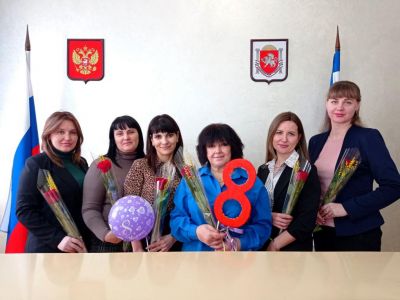 В  Феодосийском ЗАГСе прошли  мероприятия к Международному празднику 8 марта