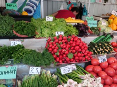 Министр Крыма объяснил, почему поставки херсонских овощей не приводят к снижению цен