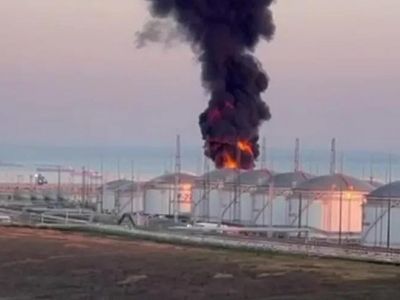 Взрыв на территории нефтепереработающего завода на Кубани
