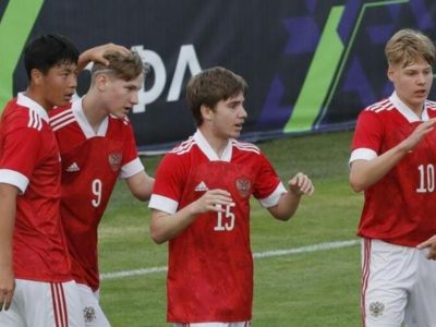 Сборная России по футболу летом не сыграет