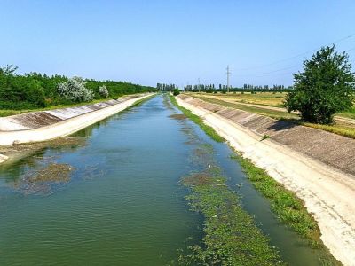 В Северо-Крымский канал перестала поступать вода из Каховского водохранилища