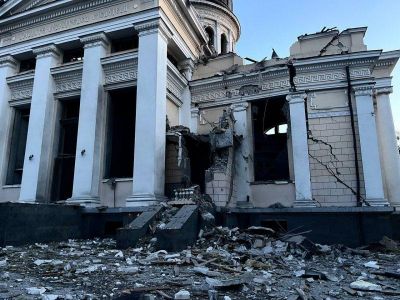 В Одессе из-за бомбежки поврежден Спасо-Преображенский кафедральный собор 