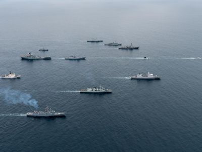 30 кораблей флота РФ начали учения в Балтийском море
