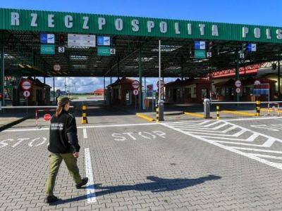 Въезд автомобилей с российскими номерами запретили страны ЕC