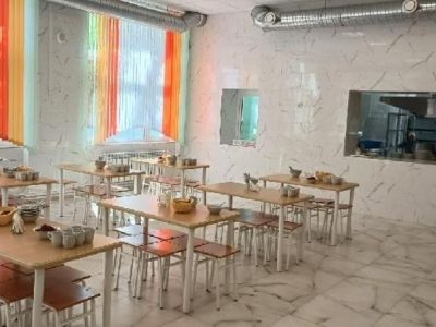 В школе-интернате Феодосии по требованию прокуратуры отремонтировали столовую