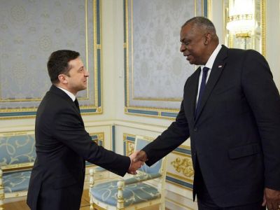 Глава Пентагона Остин встретился с президентом Зеленским в Киеве