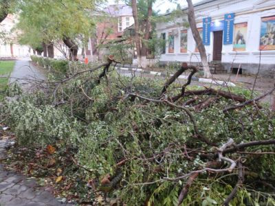 Ураган, пронесшийся над Крымом, пощадил Феодосию