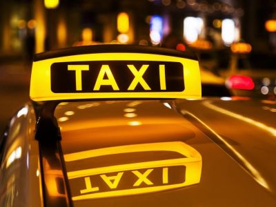 Новый закон о такси в Крыму приведет к росту цен на поездки
