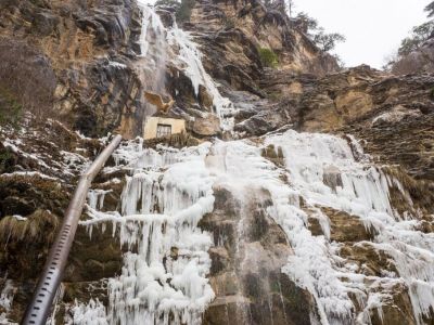 У водопада Учан-Су обвал породы, экскурсии туда приостановлены