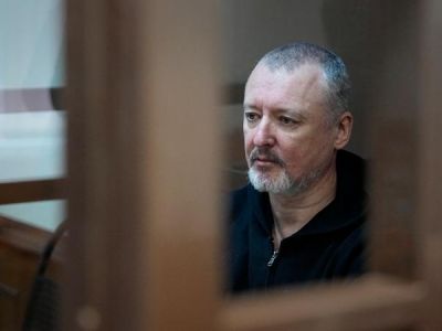 Суд приговорил Игоря Стрелкова к 4 годам колонии за призывы к экстремизму