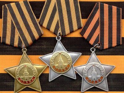 Депутаты Крыма предлагают ввести в Украине уголовную ответственность за торговлю орденами ВОВ