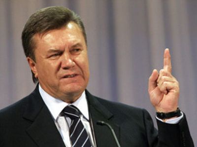 Янукович не отдаст России Крым
