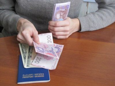 Курортников, въезжающих на территорию Украины будут проверять на наличие денег