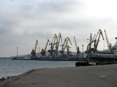 В Феодосийский порт могут снова вернуться грузовые паромы