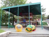 В Феодосии аттракцион у светомузыкального фонтана разобрали 