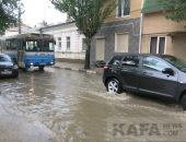 Как водить автомобиль в дождливую погоду?