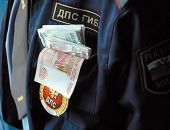 В Крыму по подозрению в получении взяток в Феодосии задержан целый взвод инспекторов ДПС