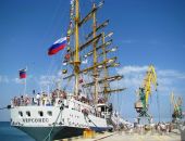Феодосийцы и гости города посетили парусник «Херсонес» (видео)