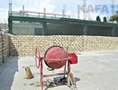 Стройку в центре Феодосии оградили «крепостной» стеной