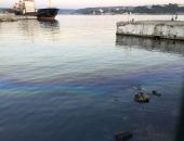 Расследуют факт загрязнения акватории моря в одной из бухт Севастополя