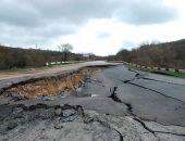На защиту крымских дорог от оползней нужно ещё 19 миллиардов рублей