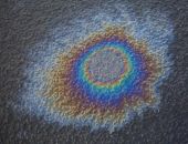 В Керченском проливе обнаружено нефтяное пятно
