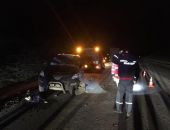 Сегодня ночью в Крыму внедорожник разбился о грейдер, два человека госпитализированы (фото)