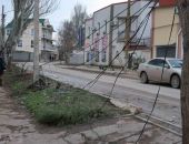 В Феодосии по улице Гарнаева автомобиль сбил электроопору