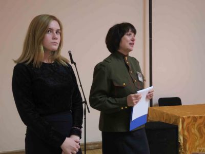 � ����� ���������� ������ �������� �����������, ������������ � 100-����� �������� ������� (�����)