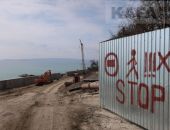 В Приморском продолжается работа над берегоукрепительными сооружениями
