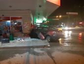ДТП в Крыму: в Симферополе легковушка протаранила стену магазина в районе ж/д вокзала (фото)