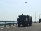 Колонна военной техники прошла по Крымскому мосту