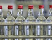 В Крыму нашли подпольный цех с 16 тоннами контрафактного алкоголя