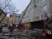 В центре Санкт-Петербурга крупный пожар: горит здание "Лениздат" (фото) (видео)