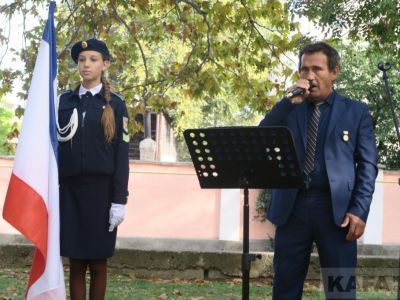 � �������� ������ ������ � 100-����� ����-���� ������� (�����)