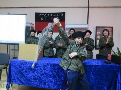 � �������� ���������� �������� ����� 100-����� �������� ������ (�����)