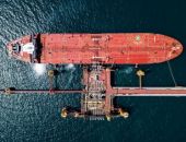 В Черном море с танкера внезапно вылилось много нефти