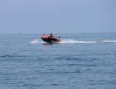 В Крыму двух рыбаков уносило в море, их спасли