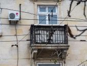 Аксёнов поручил чиновникам обойти все проблемные дома Керчи