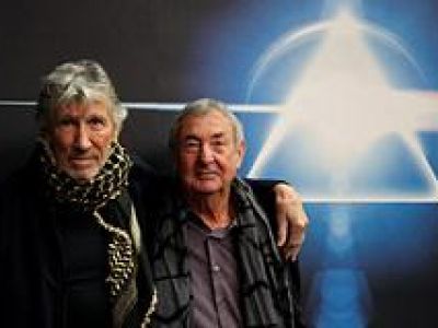 Pink Floyd ��������� ������ ����� �� 28 ��� 