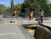 Провалившийся мост в Симферополе восстановят за 10 дней