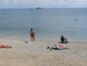 Феодосия лидирует по температуре морской воды в Крыму