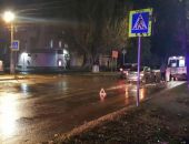 В Керчи «ВАЗ» сбил двух женщин на пешеходном переходе