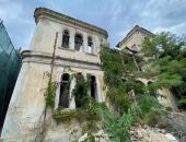 В Евпатории никто не захотел купить «замок Спящей красавицы» у моря 