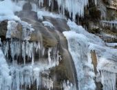 В Крыму замерз самый высокий водопад 