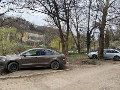 � ������ ���� � ����������� �������� 350 ������� �� �������� �� ������