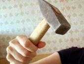 Жительница Ялты, разбившая молотком голову деду, пойдёт под суд