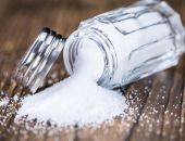 Врач предупредила о вреде полного отказа от соли